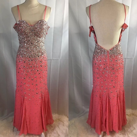 Alyce Paris Prom dress - Picture 1 of 7